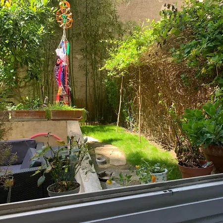 Lejlighed Rez-de-jardin Prive Paris